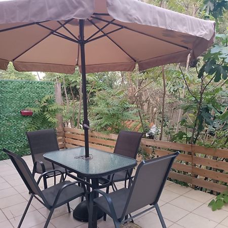 Felina House Villa Артемида Екстериор снимка
