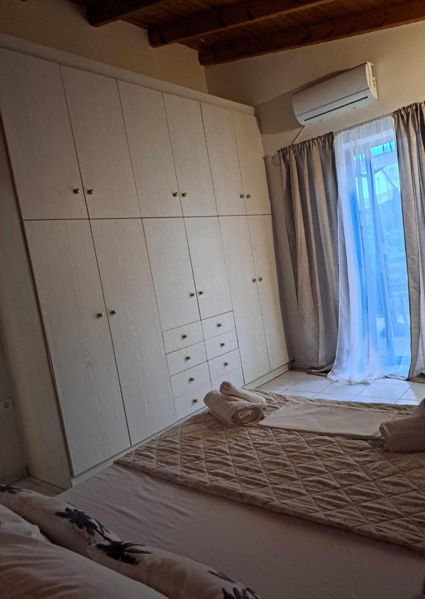 Felina House Villa Артемида Екстериор снимка