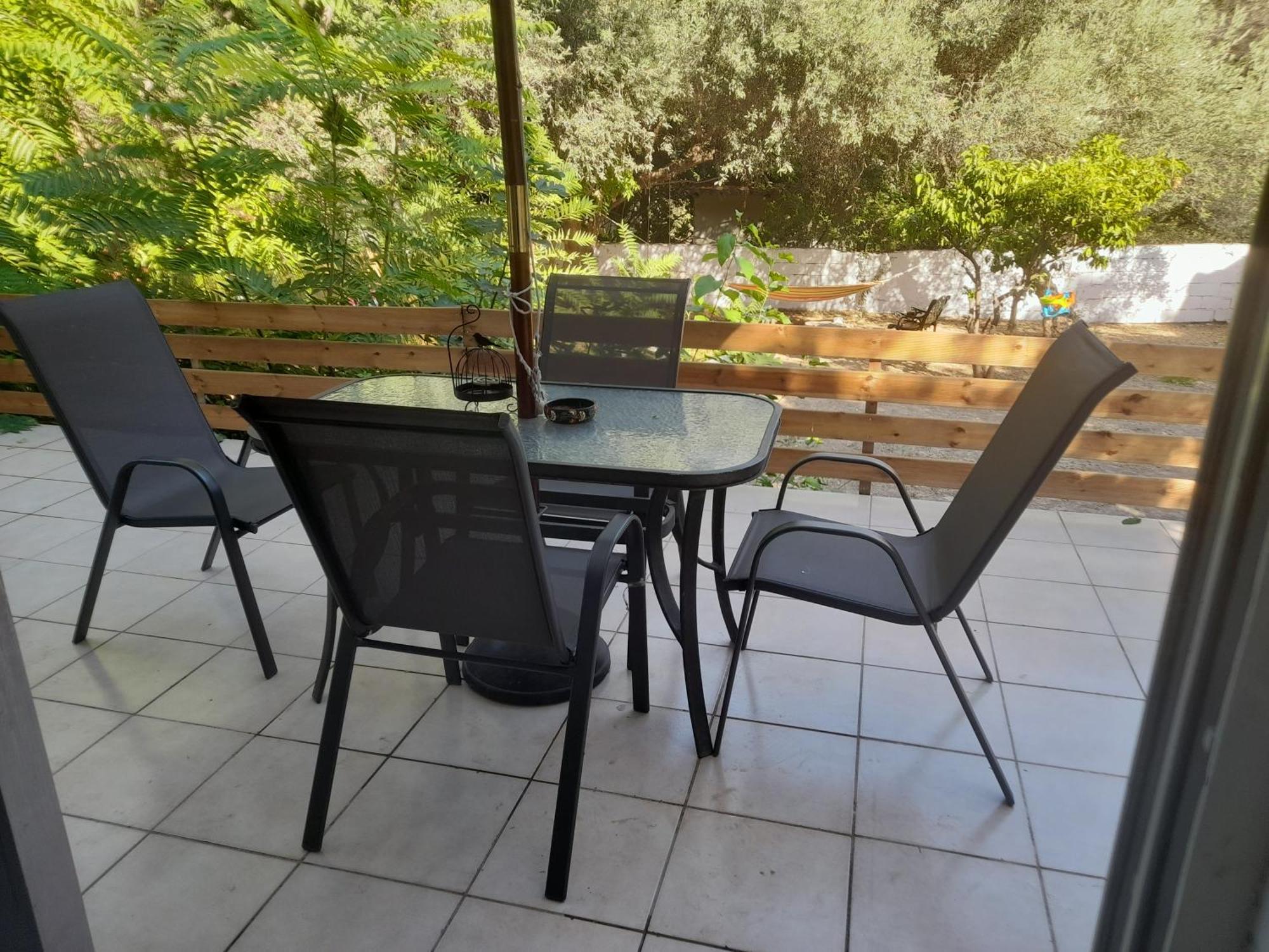 Felina House Villa Артемида Екстериор снимка