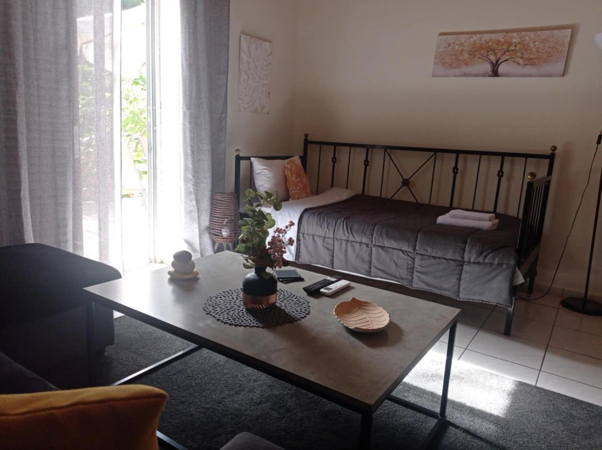 Felina House Villa Артемида Екстериор снимка